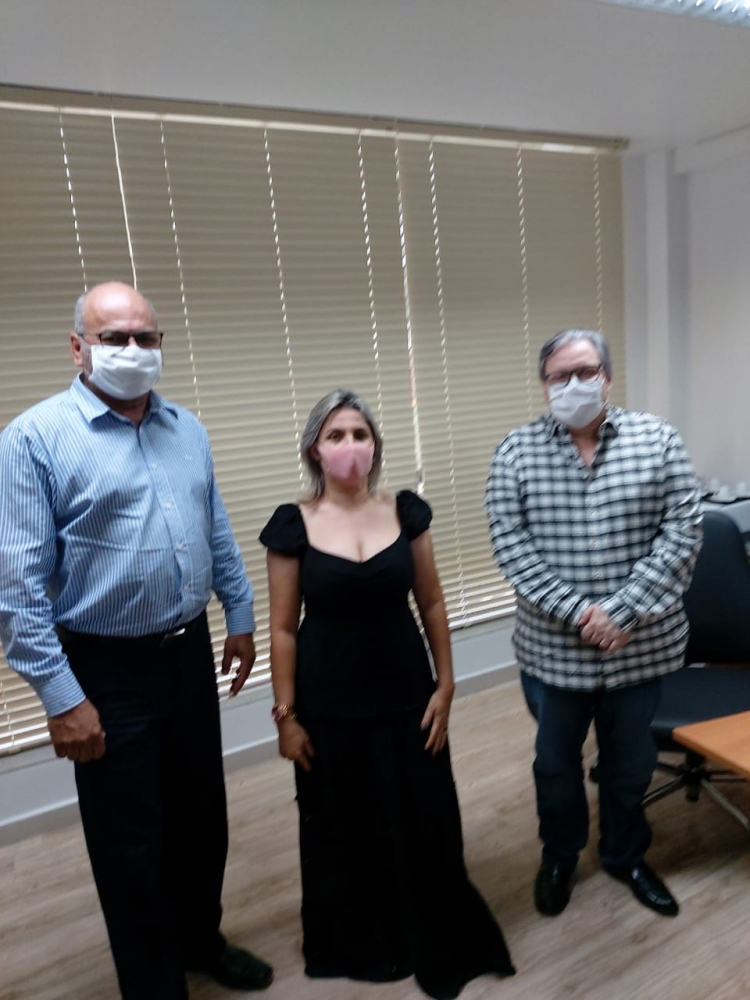 Audi&ecirc;ncia com SMS de Cuiab&aacute; Dr. Luiz Ant&ocirc;nio Possas